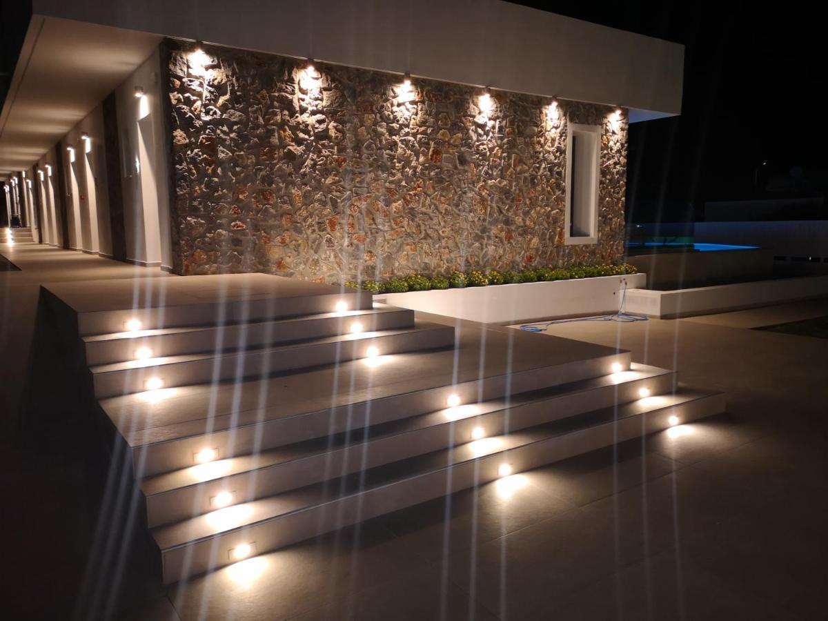 Zoes Hotel & Suites Faliraki Exterior foto