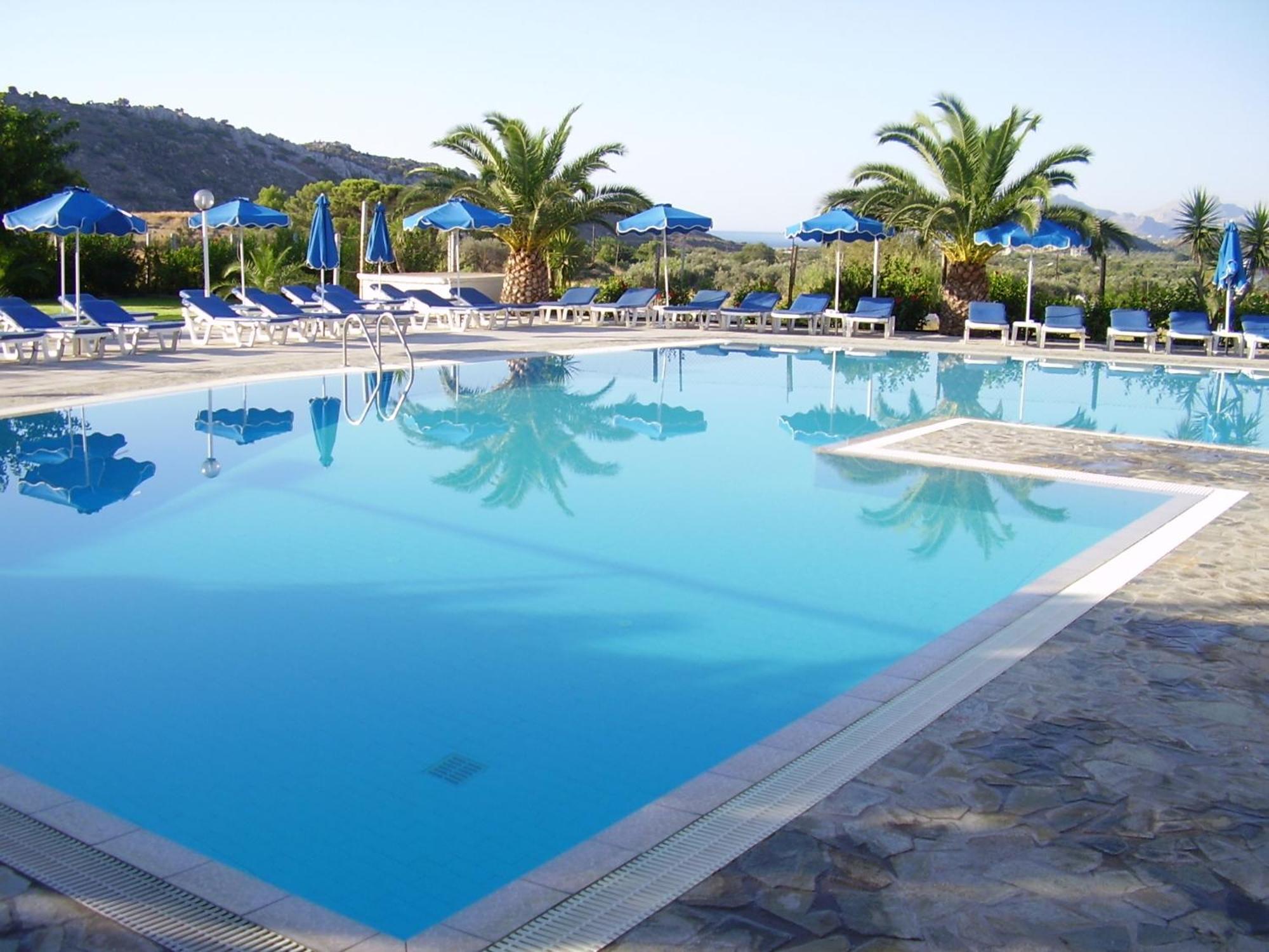 Zoes Hotel & Suites Faliraki Exterior foto
